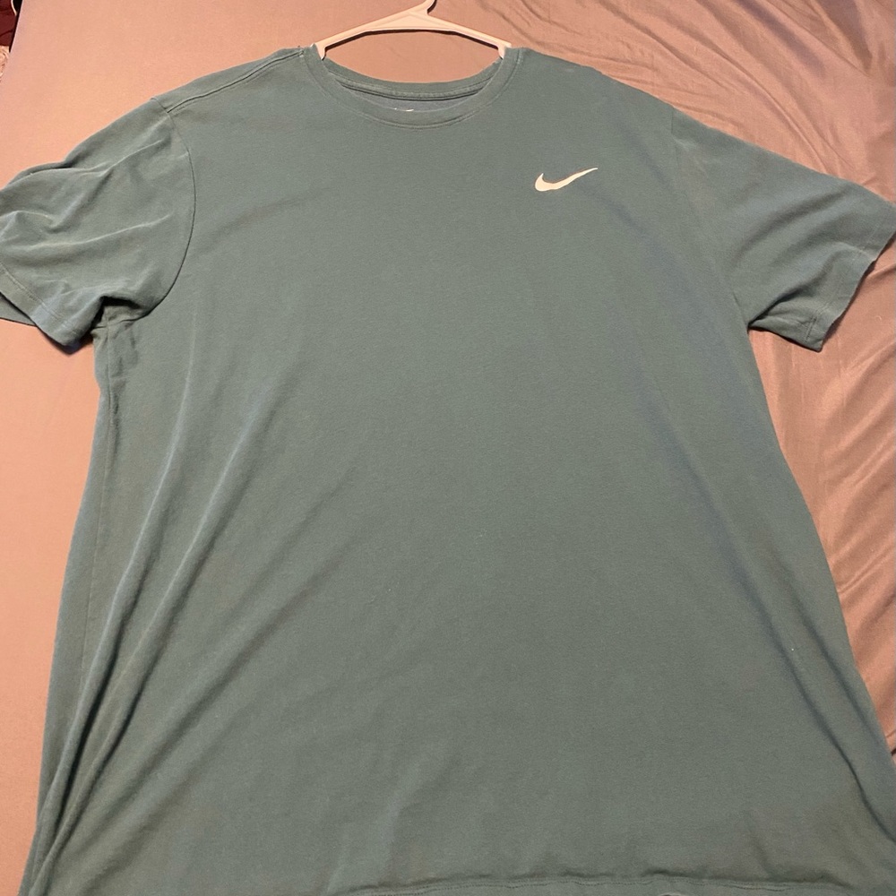 Mens Nike 2xl T-Shirt